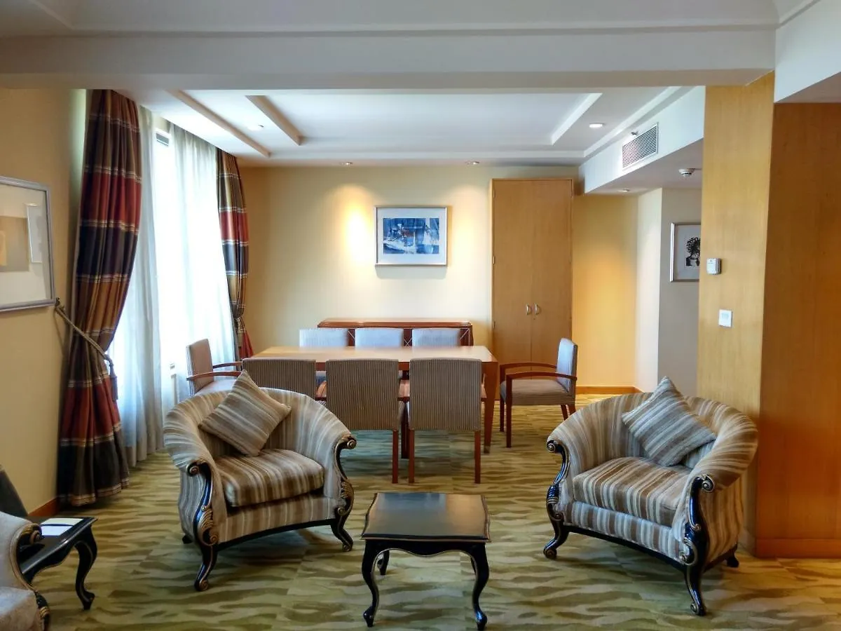 Hotel The Grand Nuova Delhi India